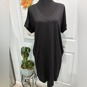 Zenana Outfitters Classic Black V-Neck Dress